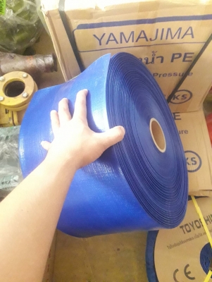 สายยาง สายส่งน้ำ สายส่งน้ำ PE ขนาด 6นิ้ว ความยาว 100เมตรเต็ม อย่างดี