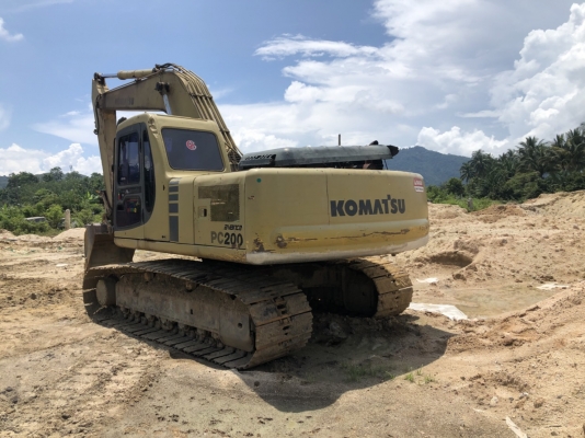 ขายแพคคู่2คันKOMATSU PC200-6 ไฟเต็มช่วงล่างสวยปี41กับปี49เอกสารเล่มทะเบียนทั้งสองคันราคา 1,3000,000