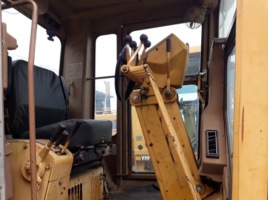 รถเกรด CAT : 140G # 72V07531 รถเกรด CAT : 140G # 72V07531