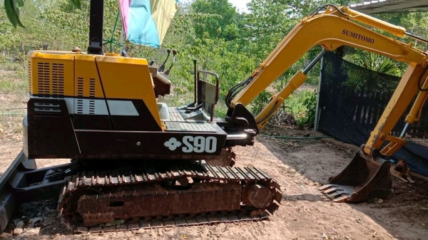 รถขุด SUMITOMO S90 เก่าญี่ปุ่นแท้ เลขไมล์น้อย 1,600 ชั่วโมง