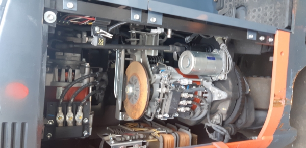 ขายรถยกโฟคคลิฟท์ไฟฟ้าขนาด900กิโล