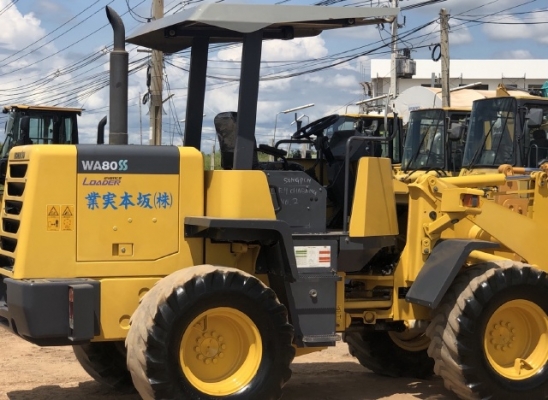 ขายรถตักล้อยาง KOMATSU WA80-3 นำเข้าเองจากญี่ปุ่น สภาพสวยพร้อมใช้งาน มีVDOการทำงานครับ