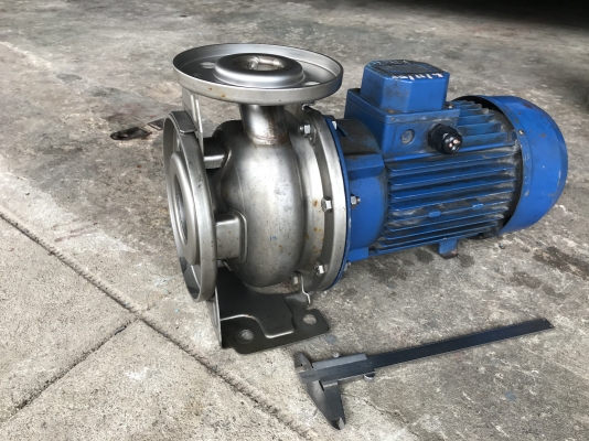 ขายปั๊มน้ำหอยโข่งหัวปั๊มสแตนเลส Ebara 3HP. 380V made in Italy ขนาดเข้า 2.5นิ้ว ออก 1.5นิ้ว สภาพสวยเดิมๆ หมุนนิ่ม พร้อมใช้งาน ราคา 7,500 บาท
