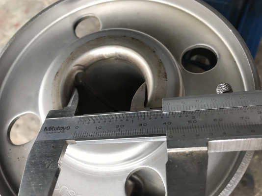 ขายปั๊มน้ำหอยโข่งหัวปั๊มสแตนเลส Ebara 3HP. 380V made in Italy ขนาดเข้า 2.5นิ้ว ออก 1.5นิ้ว สภาพสวยเดิมๆ หมุนนิ่ม พร้อมใช้งาน ราคา 7,500 บาท