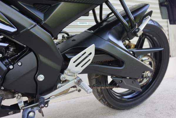 Yamaha R 15