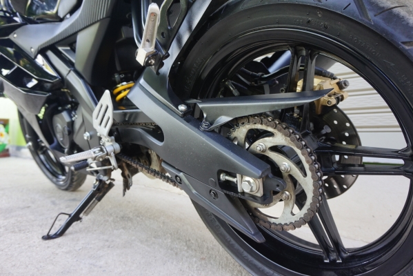 Yamaha R 15