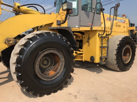 ขายรถตักล้อยาง TCM L35-3 นำเข้าเองจากญี่ปุ่น สภาพสวยพร้อมใช้งาน