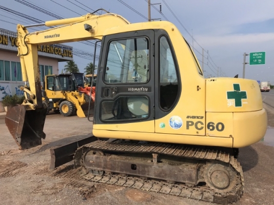 ขายรถขุด KOMATSU PC60-7 (3,XXX ชั่วโมง) นำเข้าเองจากญี่ปุ่น สภาพสวยพร้อมใช้ มีVDOการทำงานครับ