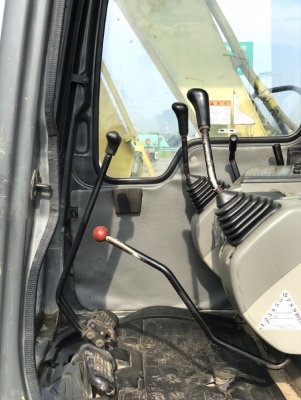 ขายรถขุด KOMATSU PC60-7 (3,XXX ชั่วโมง) นำเข้าเองจากญี่ปุ่น สภาพสวยพร้อมใช้ มีVDOการทำงานครับ