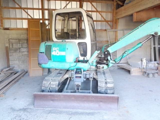 Komatsu PC40-7 รถขุดญี่ปุ่น สนใจโทร. 080-6565422 (หนิง)
