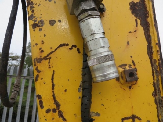 Komatsu PW160-7 รถขุดล้อยาง ยุโรป สั่งนำเข้าโทร. 080-6565422 (หนิง)