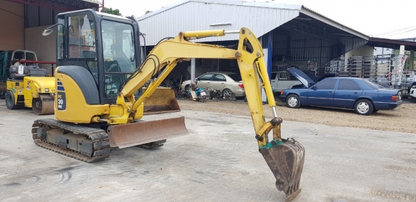 รถขุดโคมัสสุPC30MR2เก่าญี่ปุ่น