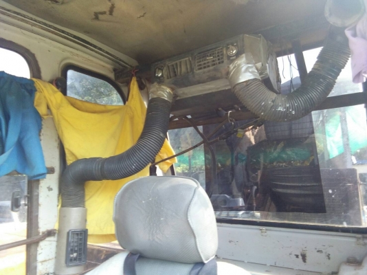 มี VDO ให้ชม.KOBELCO SK200-/// เอกสารอินวอย เก๋งเทา ซีเรียลสูง ราคา 295000