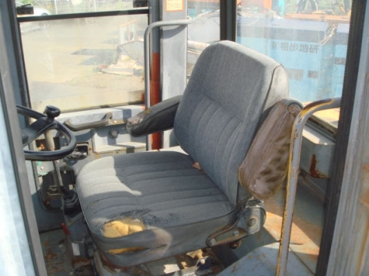 ขายรถตัก ยี่ห้อ TCM รุ่น E840 ขายรถตัก ยี่ห้อ TCM รุ่น E840