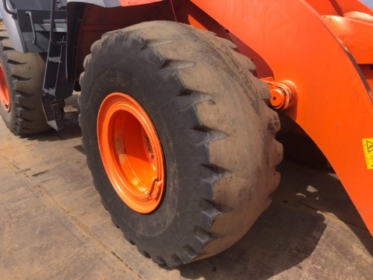 ขายรถตัก ยี่ห้อ TCM รุ่น ZW220