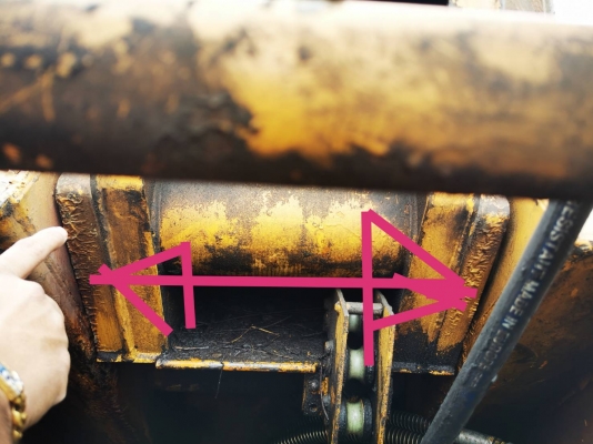 เปลี่ยนบูชโคนตั้งบูมและโคนชุดยืด เปลี่ยนเอวสวิง แก้ไขช่วงล่าง