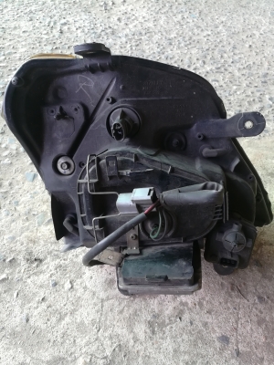 ไฟหน้า ดีแม็ก 2003 ซีน่อนพร้อมกล่อง