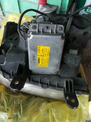 ไฟหน้า ดีแม็ก 2003 ซีน่อนพร้อมกล่อง