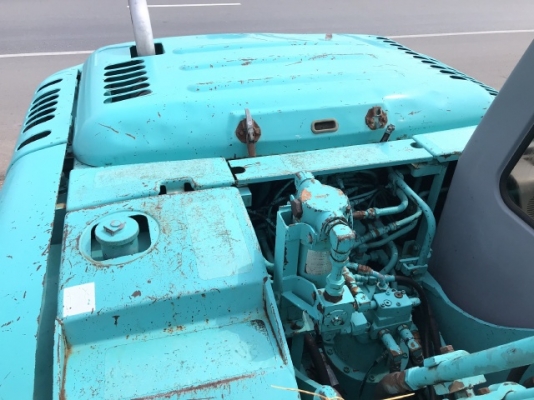 ขายรถขุด KOBELCO SK200 MARK 5 SUPER ลายหัวกระแทก นำเข้าเองจากญี่ปุ่น สภาพสวยพร้อมใช้ มีVDOการทำงานครับ