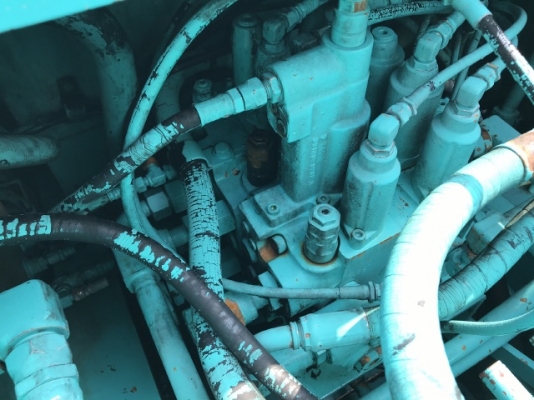 ขายรถขุด KOBELCO SK200 MARK 5 SUPER ลายหัวกระแทก นำเข้าเองจากญี่ปุ่น สภาพสวยพร้อมใช้ มีVDOการทำงานครับ