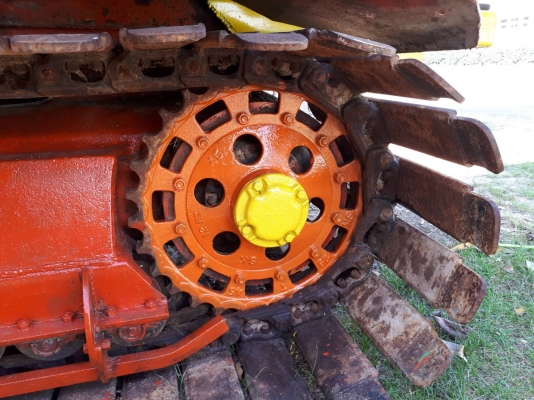 ต้องการขายรถเกี่ยวข้าวบางไทรการช่าง ต้องการขายรถเกี่ยวข้าวบางไทรการช่าง