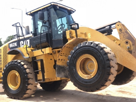 ขายรถตักล้อยาง CAT 962K ปี 2015 นำเข้าเองจากญี่ปุ่น สภาพสวยพร้อมใช้งาน มีVDOการทำงานครับ ขายรถตักล้อยาง CAT 962K ปี 2015 นำเข้าเองจากญี่ปุ่น สภาพสวยพร้อมใช้งาน มีVDOการทำงานครับ