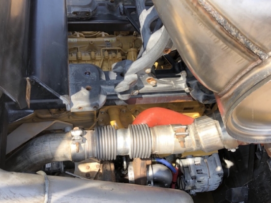 ขายรถตักล้อยาง CAT 962K ปี 2015 นำเข้าเองจากญี่ปุ่น สภาพสวยพร้อมใช้งาน มีVDOการทำงานครับ ขายรถตักล้อยาง CAT 962K ปี 2015 นำเข้าเองจากญี่ปุ่น สภาพสวยพร้อมใช้งาน มีVDOการทำงานครับ