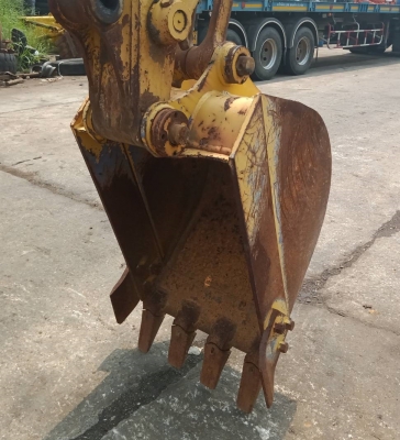 ขายรถแบ็คโฮ KOMATSU PC60-7