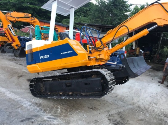 komatsu Pc20-3สภาพดีเก่าญี่ปุ่นมีใบอินวอยไม่เคยใช้ในไทย