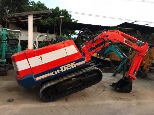 kubota kh026สภาพดีเก่าญี่ปุ่น มีใบอินวอยไม่เคยใช้ในไทย