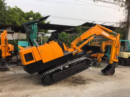 yanmar yb301-1uz สภาพดีเก่าญี่ปุ่น มีใบอินวอยไม่เคยใช้ในไทย
