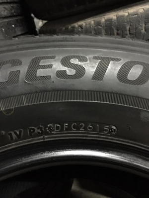 ยางBs.255/70/15ปี15 ดอกยางตามรูป ไม่ป่ะไม่บวม โทร0879050181.ส่งได้ครับ