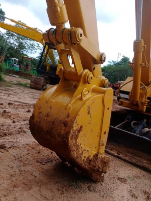 มี VDO ให้ชม.KOMATSU PC40-5 ช่วงล่างใส่ใหม่หมด ราคา 220000