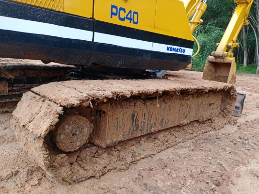 มี VDO ให้ชม.KOMATSU PC40-5 ช่วงล่างใส่ใหม่หมด ราคา 220000