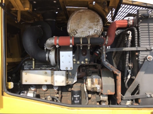 ขายรถตักล้อยาง KOMATSU WA270-6 แขนยาวพิเศษ นำเข้าเองจากญี่ปุ่น สภาพสวยพร้อมใช้งาน มีVDOการทำงานครับ