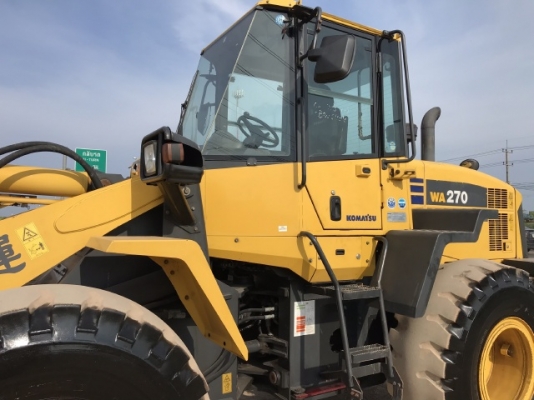 ขายรถตักล้อยาง KOMATSU WA270-6 แขนยาวพิเศษ นำเข้าเองจากญี่ปุ่น สภาพสวยพร้อมใช้งาน มีVDOการทำงานครับ