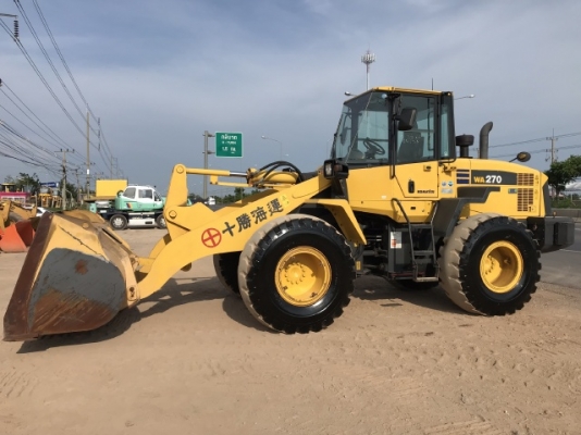 ขายรถตักล้อยาง KOMATSU WA270-6 แขนยาวพิเศษ นำเข้าเองจากญี่ปุ่น สภาพสวยพร้อมใช้งาน มีVDOการทำงานครับ