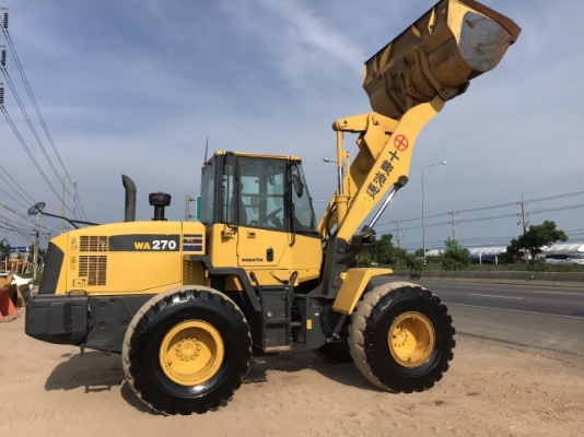 ขายรถตักล้อยาง KOMATSU WA270-6 แขนยาวพิเศษ นำเข้าเองจากญี่ปุ่น สภาพสวยพร้อมใช้งาน มีVDOการทำงานครับ