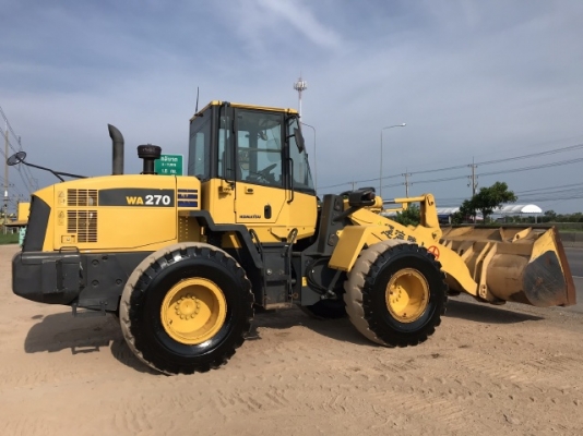 ขายรถตักล้อยาง KOMATSU WA270-6 แขนยาวพิเศษ นำเข้าเองจากญี่ปุ่น สภาพสวยพร้อมใช้งาน มีVDOการทำงานครับ