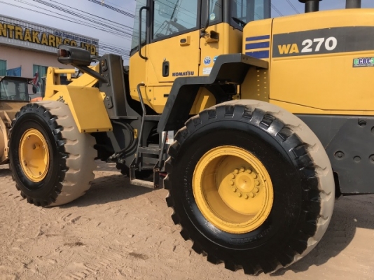 ขายรถตักล้อยาง KOMATSU WA270-6 แขนยาวพิเศษ นำเข้าเองจากญี่ปุ่น สภาพสวยพร้อมใช้งาน มีVDOการทำงานครับ