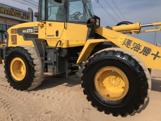 ขายรถตักล้อยาง KOMATSU WA270-6 แขนยาวพิเศษ นำเข้าเองจากญี่ปุ่น สภาพสวยพร้อมใช้งาน มีVDOการทำงานครับ