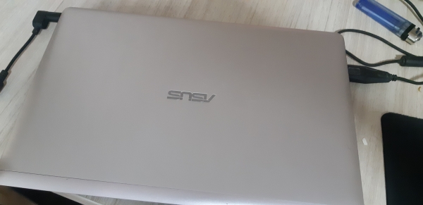 asus x202e ทัสกรีน