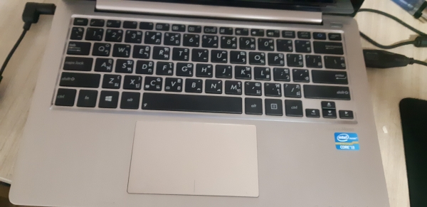 asus x202e ทัสกรีน