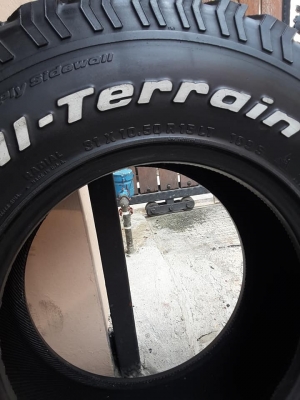 BF KO1 USA. 31-10.5-15 ปี13 สภาพสวยๆ มี 1เส้น