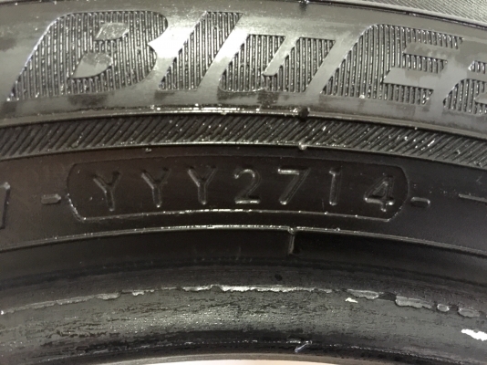 ขายยาง YOKOHAMA รุ่น BluEarth ซีรี่ย์ 185/55R16 ปี14 ขายยาง YOKOHAMA รุ่น BluEarth ซีรี่ย์ 185/55R16 ปี14