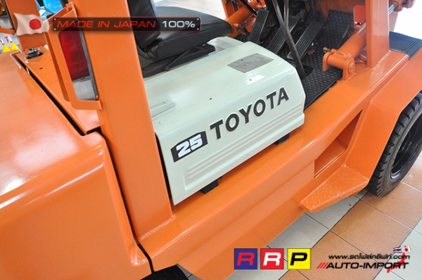ขายรถโฟล์คลิฟท์มือสอง TOYOTA รุ่น 4FG25-21140 นำเข้าจากประเทศญี่ปุ่น 100\% ไม่เคยใช้งานในไทย