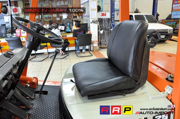 ขายรถโฟล์คลิฟท์มือสอง TOYOTA รุ่น 4FG25-21140 นำเข้าจากประเทศญี่ปุ่น 100\% ไม่เคยใช้งานในไทย