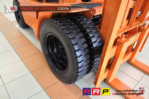 ขายรถโฟล์คลิฟท์มือสอง TOYOTA รุ่น 4FG25-21140 นำเข้าจากประเทศญี่ปุ่น 100\% ไม่เคยใช้งานในไทย