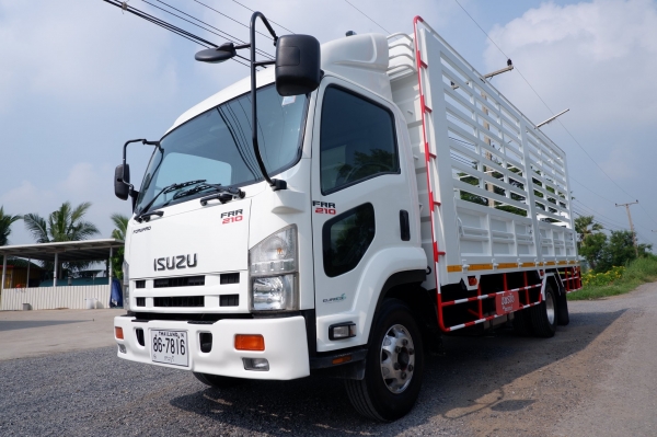 SUZU FRR210 รถจดประกอบปี62 เครื่อง 4HK1 210 แรงม้า เครื่องตัวเดียวกับ 210 รถห้างไทย ไม่เคยใช้งานในไท
