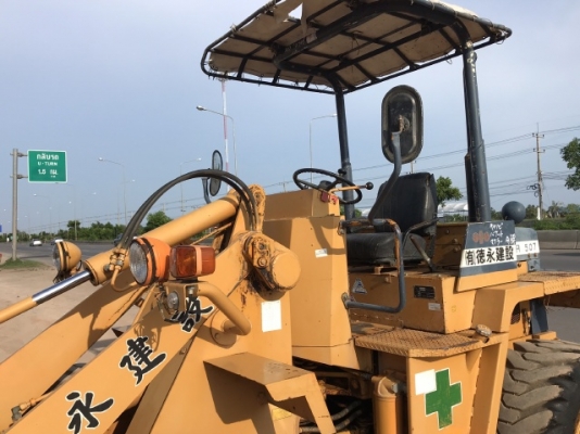 ขายรถตักล้อยาง KOMATSU 507 (3,XXX ชั่วโมง) นำเข้าเองจากญี่ปุ่น สภาพสวยพร้อมใช้ มีVDOการทำงานครับ